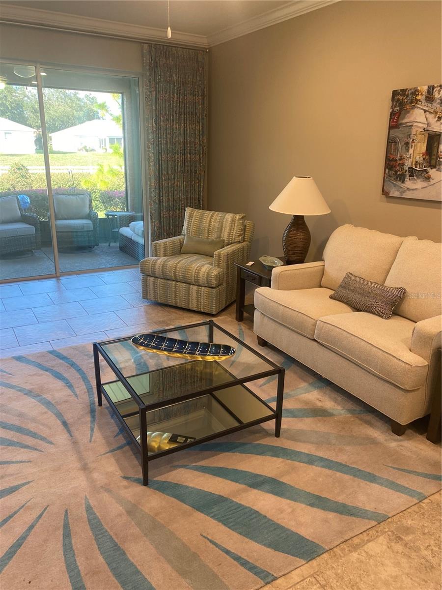 Image 25 of 35 For 9839 99th Loop