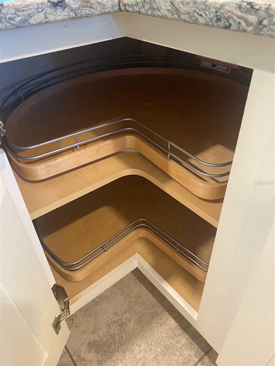 Image 30 of 35 For 9839 99th Loop