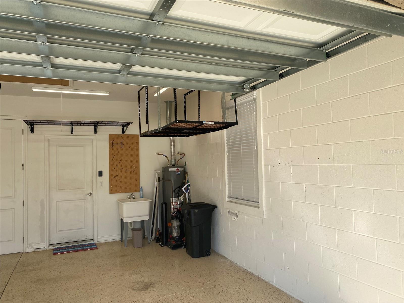 Image 33 of 35 For 9839 99th Loop