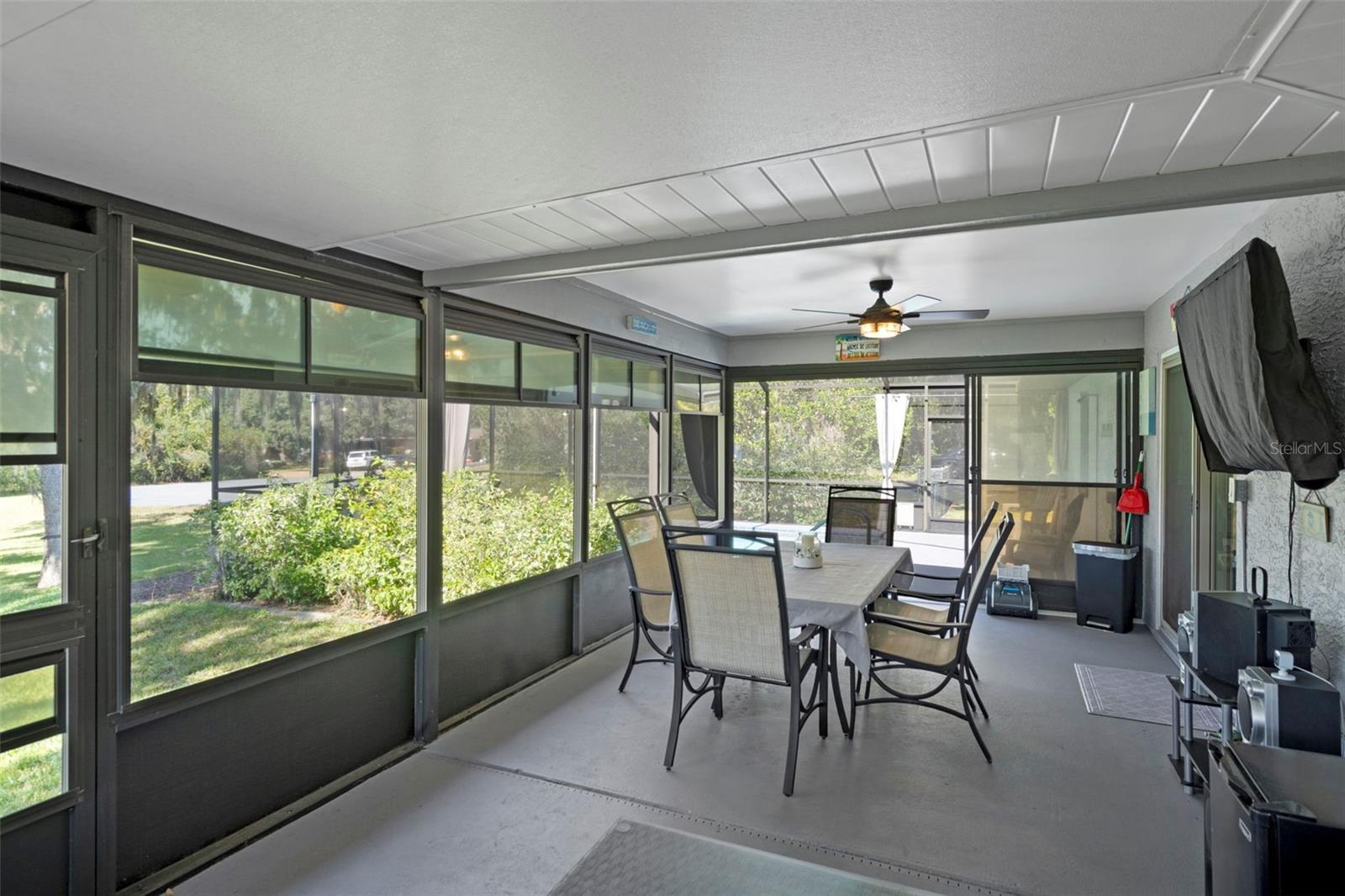 Image 32 of 54 For 9350 Finwood Court