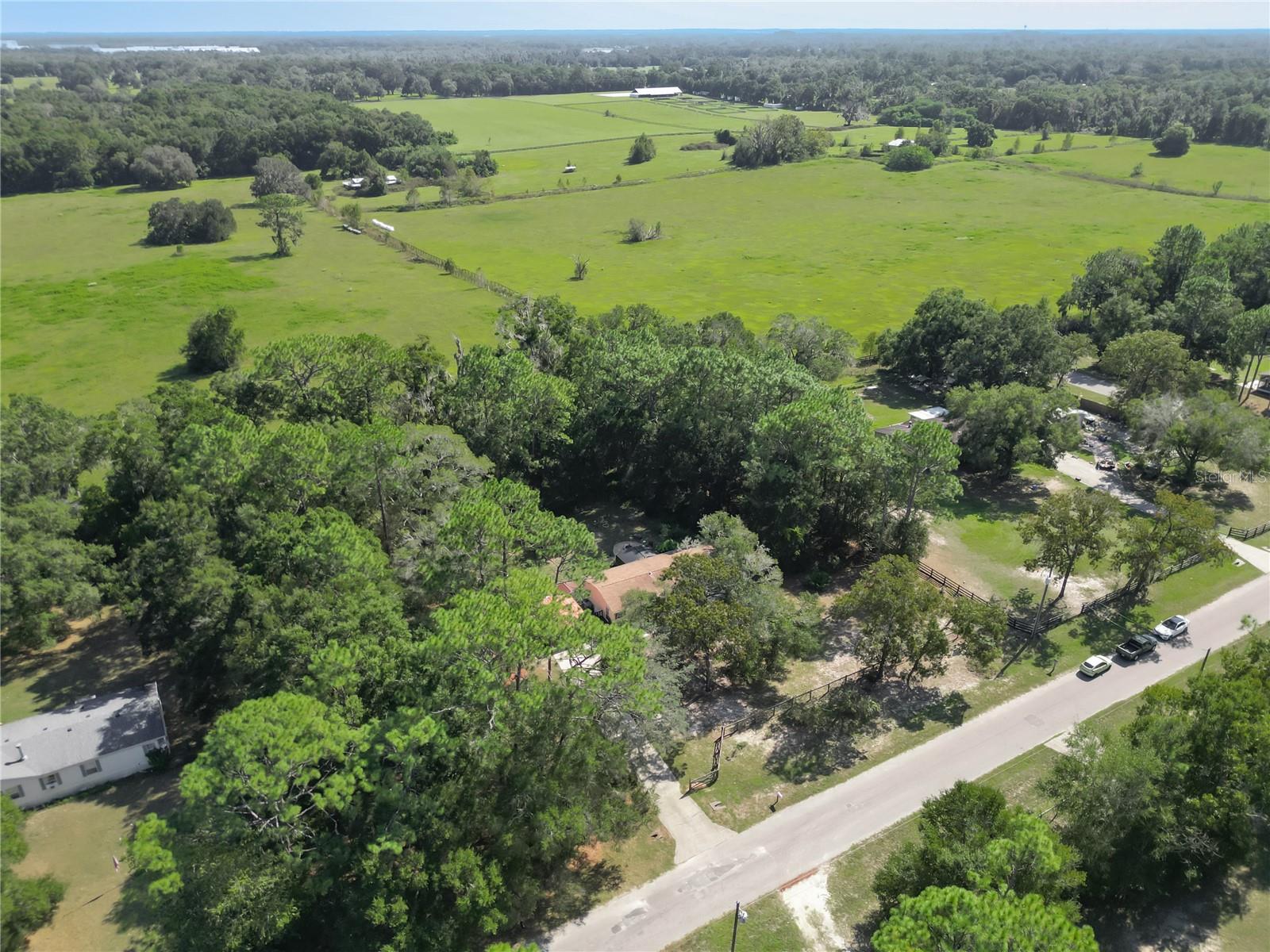 Image 18 of 54 For 1525 105th Terrace