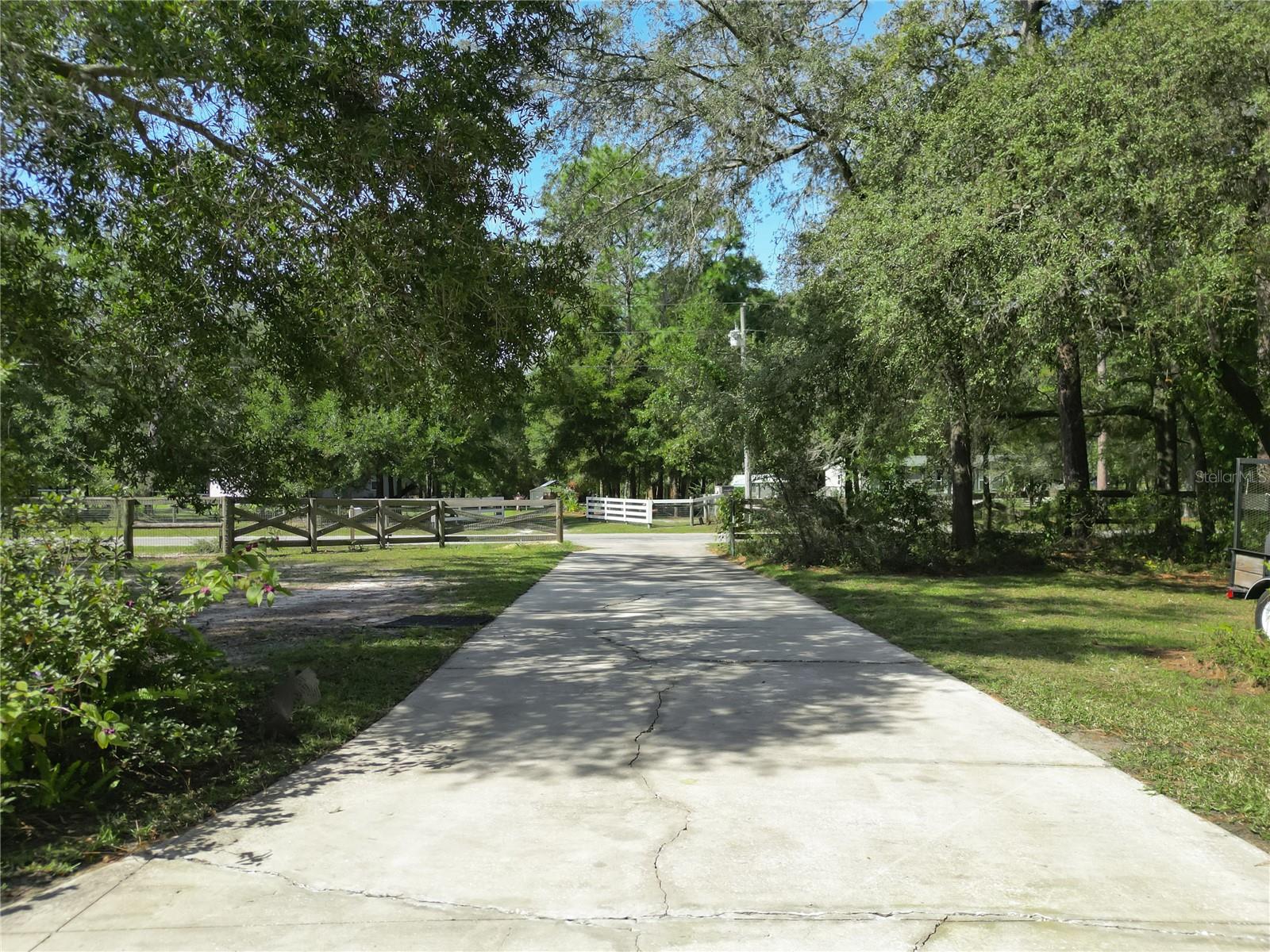 Image 21 of 54 For 1525 105th Terrace