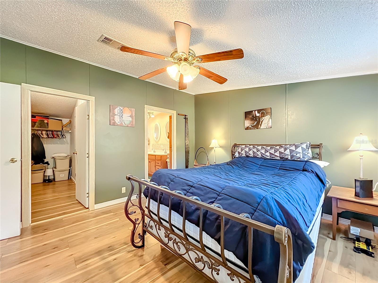 Image 40 of 54 For 1525 105th Terrace