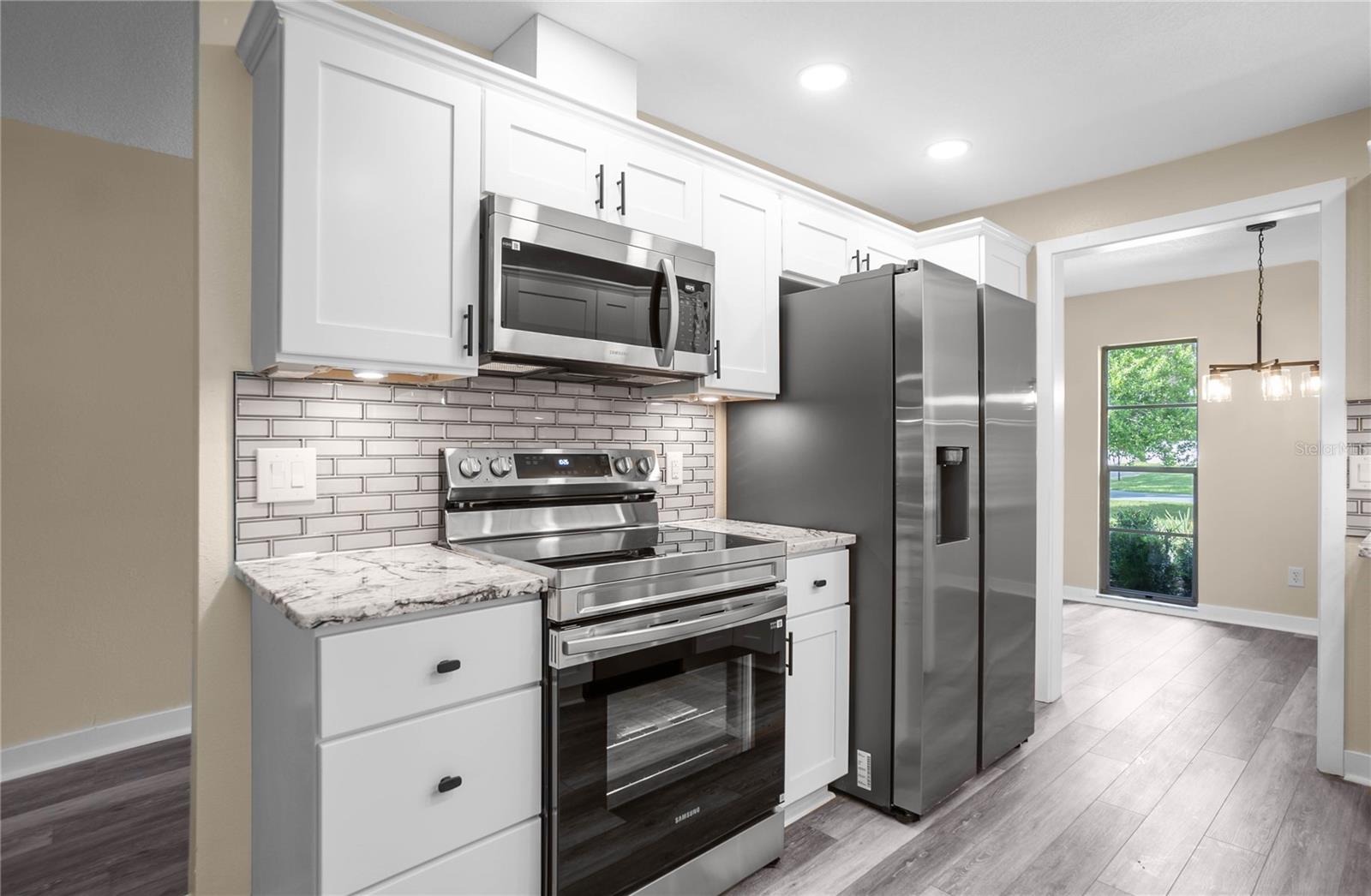 Image 13 of 37 For 3211 Rose Avenue