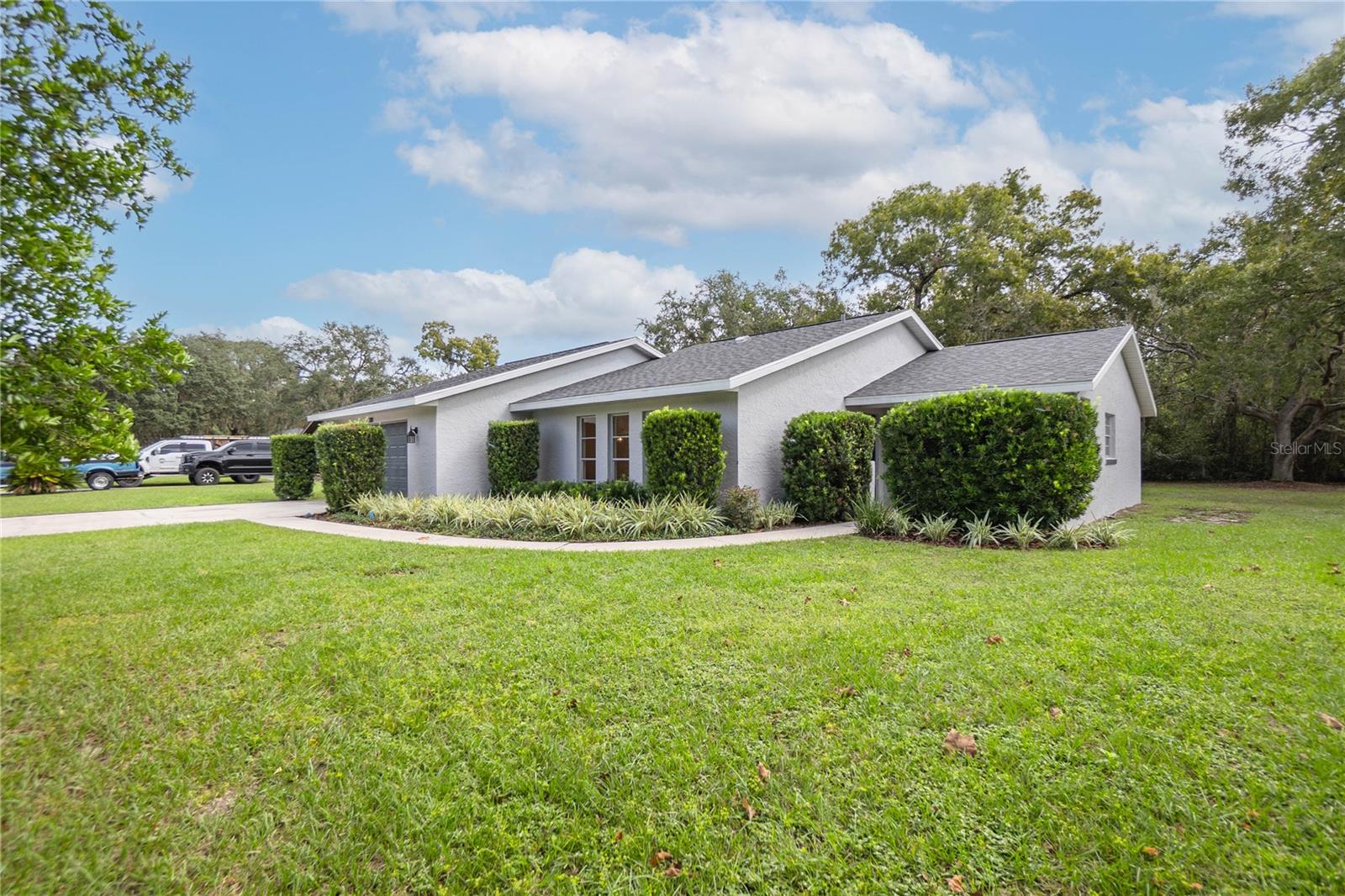 Image 2 of 37 For 3211 Rose Avenue