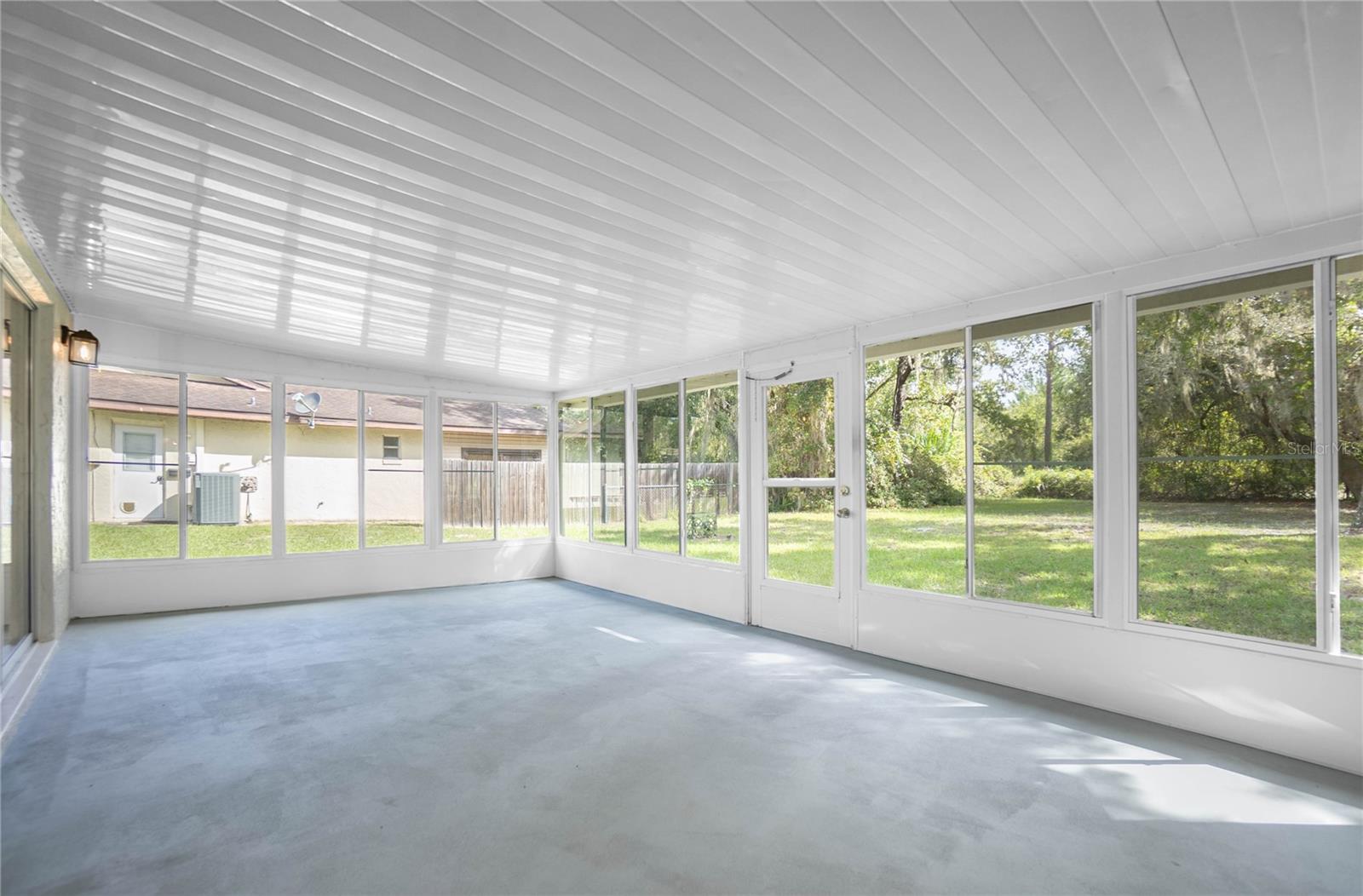 Image 32 of 37 For 3211 Rose Avenue