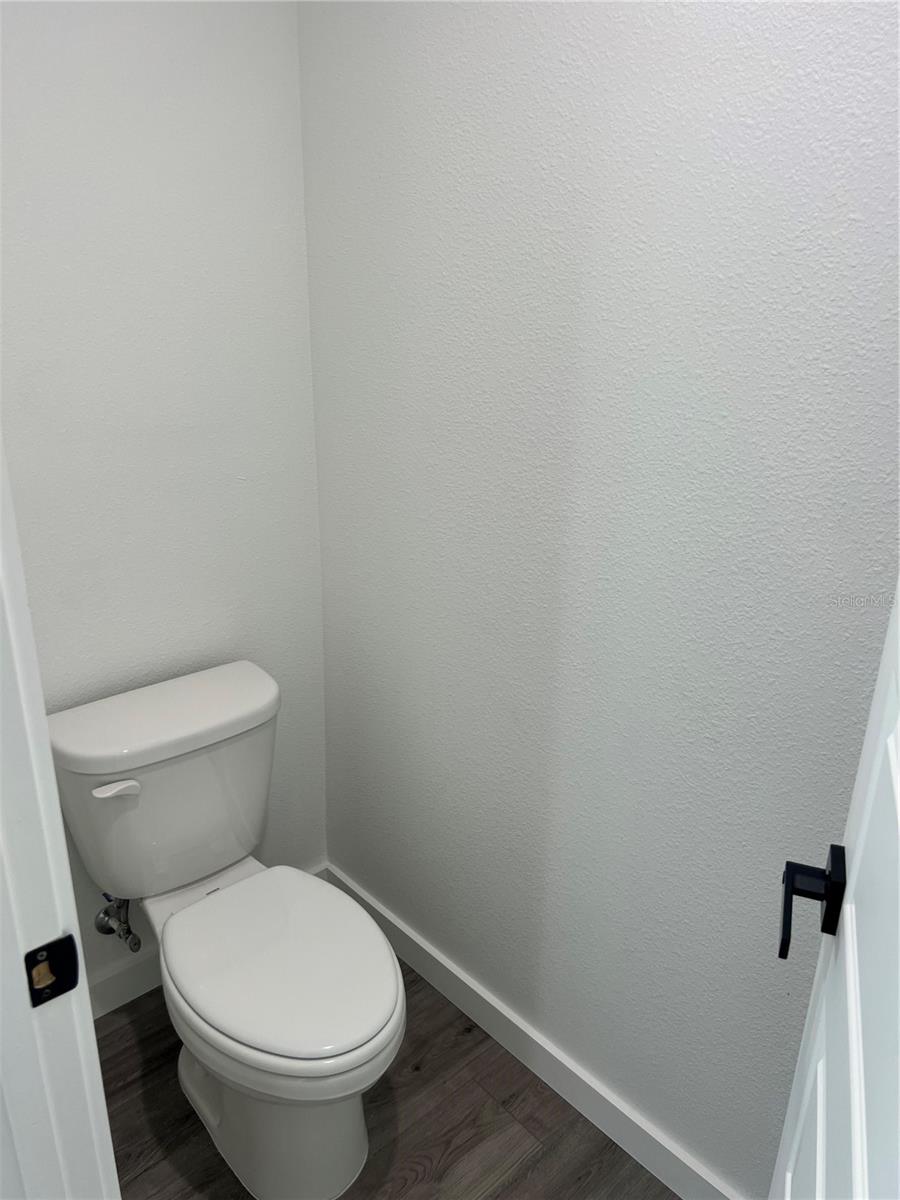 Image 29 of 38 For 184 Se 44th Avenue