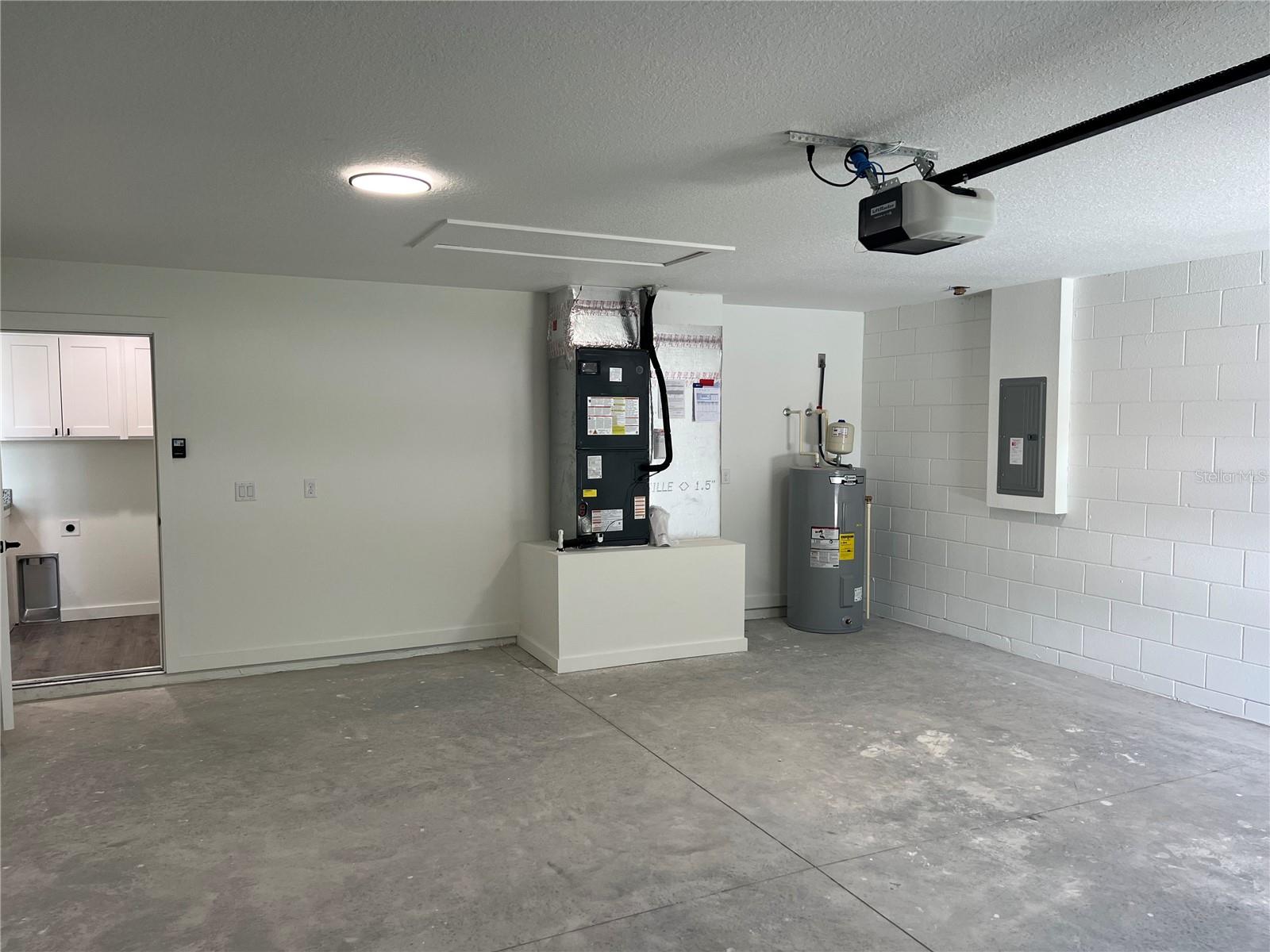 Image 33 of 38 For 184 Se 44th Avenue