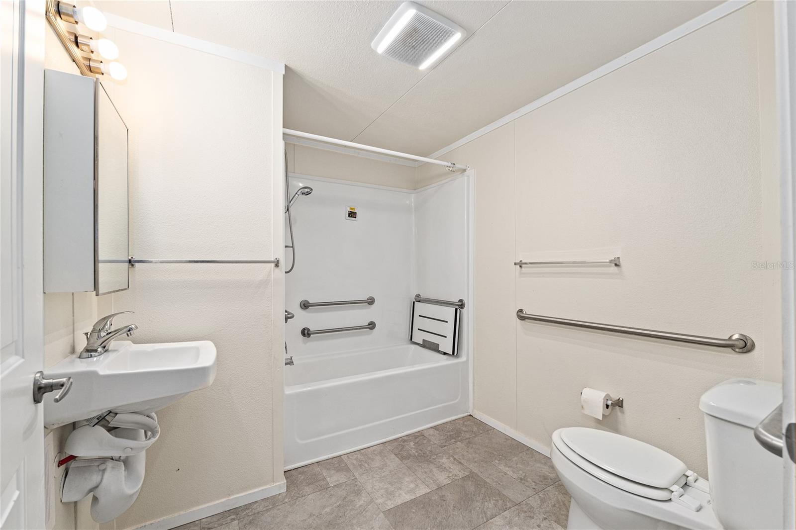 Image 14 of 31 For 14585 149th Lane