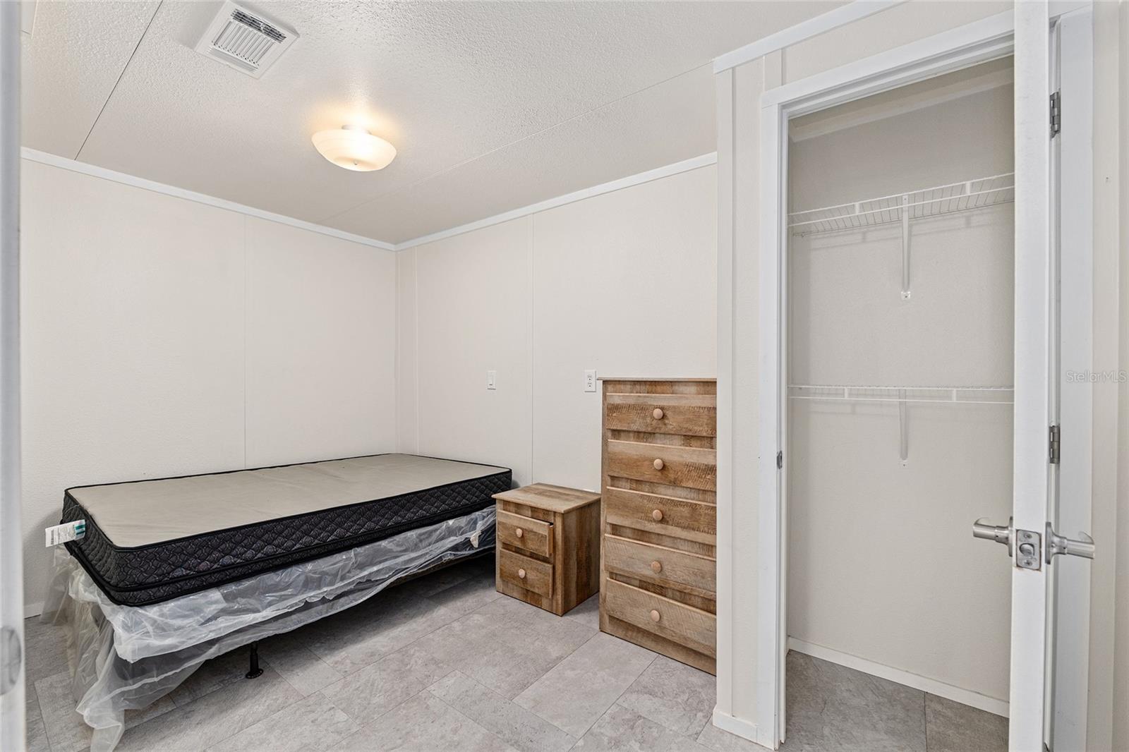 Image 17 of 31 For 14585 149th Lane