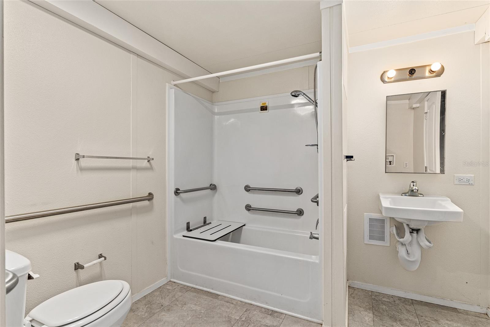 Image 21 of 31 For 14585 149th Lane