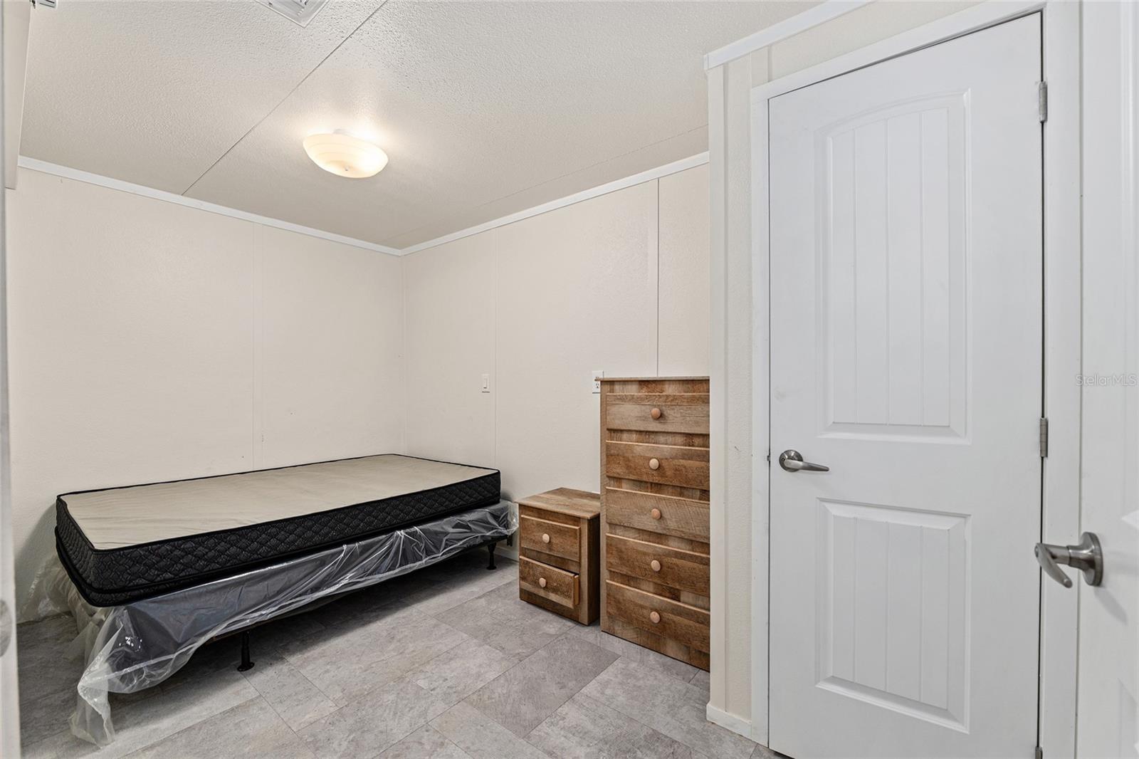 Image 22 of 31 For 14585 149th Lane