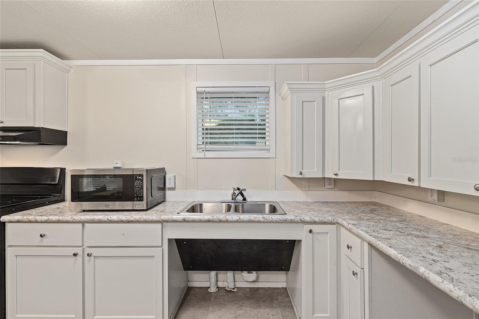 Image 7 of 31 For 14585 149th Lane