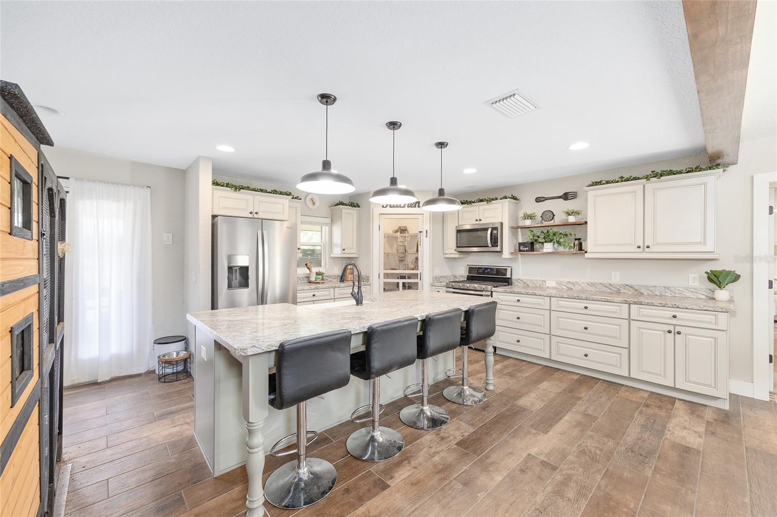 Image 11 of 83 For 11999 County Road 223