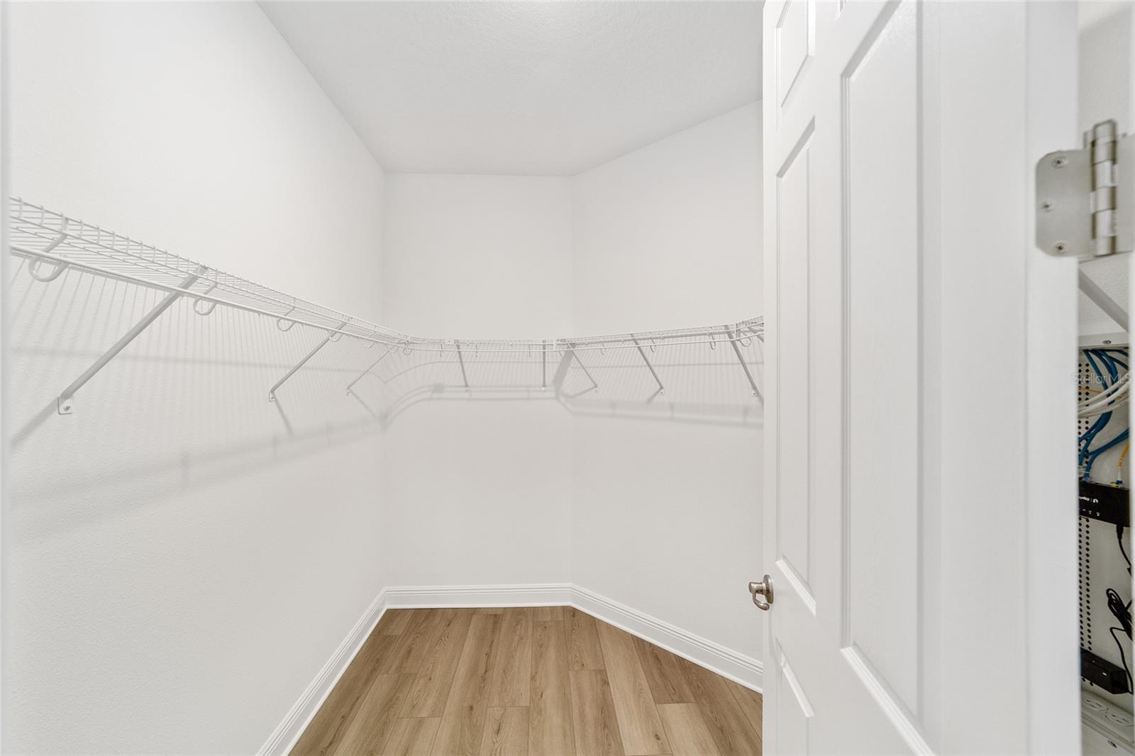 Image 26 of 39 For 10067 106th Circle