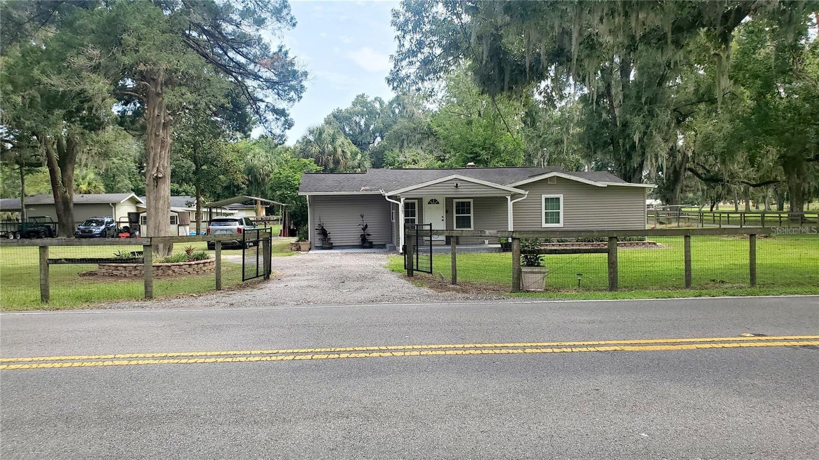 Listing Details for 2062 52nd Street, OCALA, FL 34480