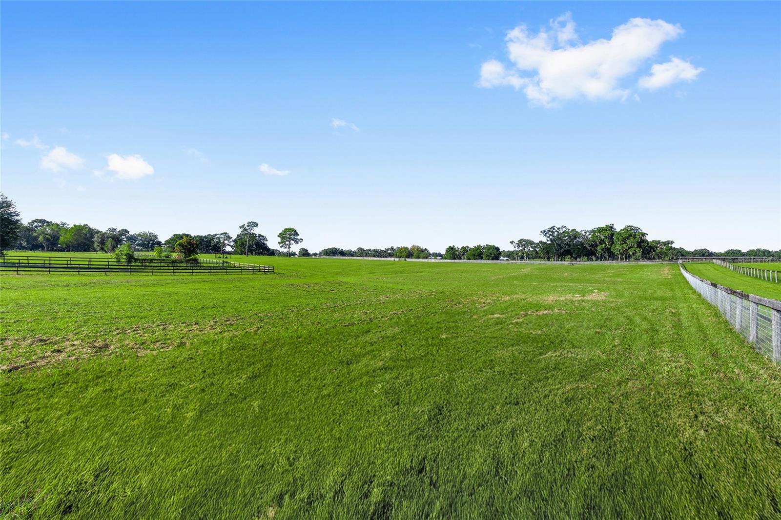 Image 10 of 17 For 15269 15th Court