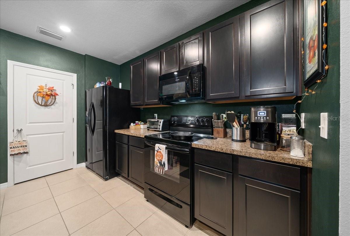 Image 11 of 37 For 9902 37th Terrace