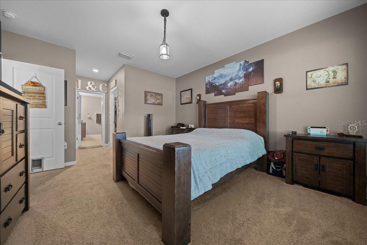 Image 14 of 37 For 9902 37th Terrace