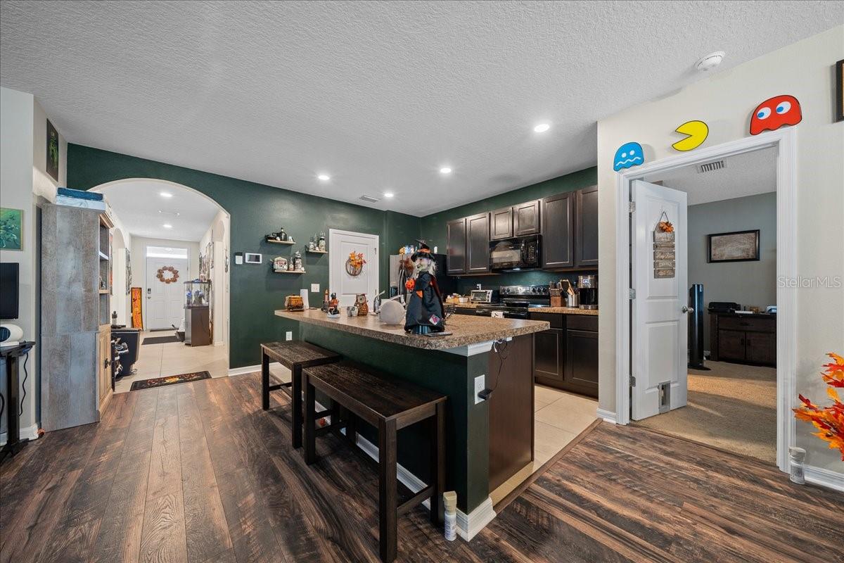 Image 9 of 37 For 9902 37th Terrace