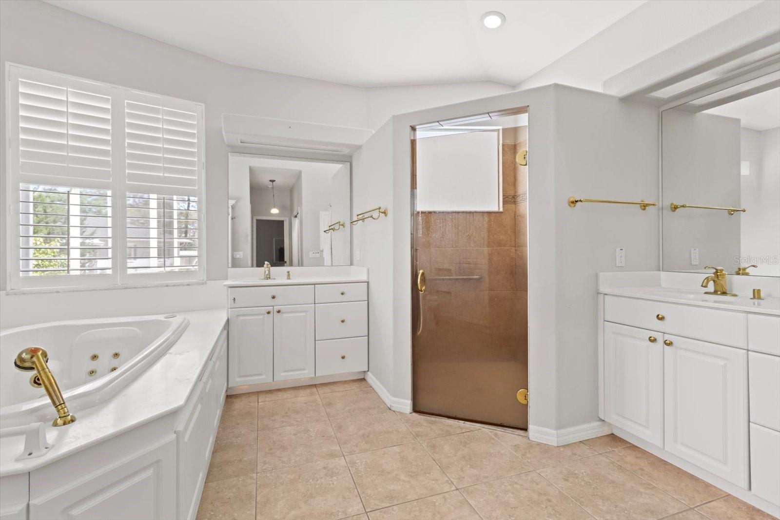 Image 21 of 42 For 3563 Blossom Drive