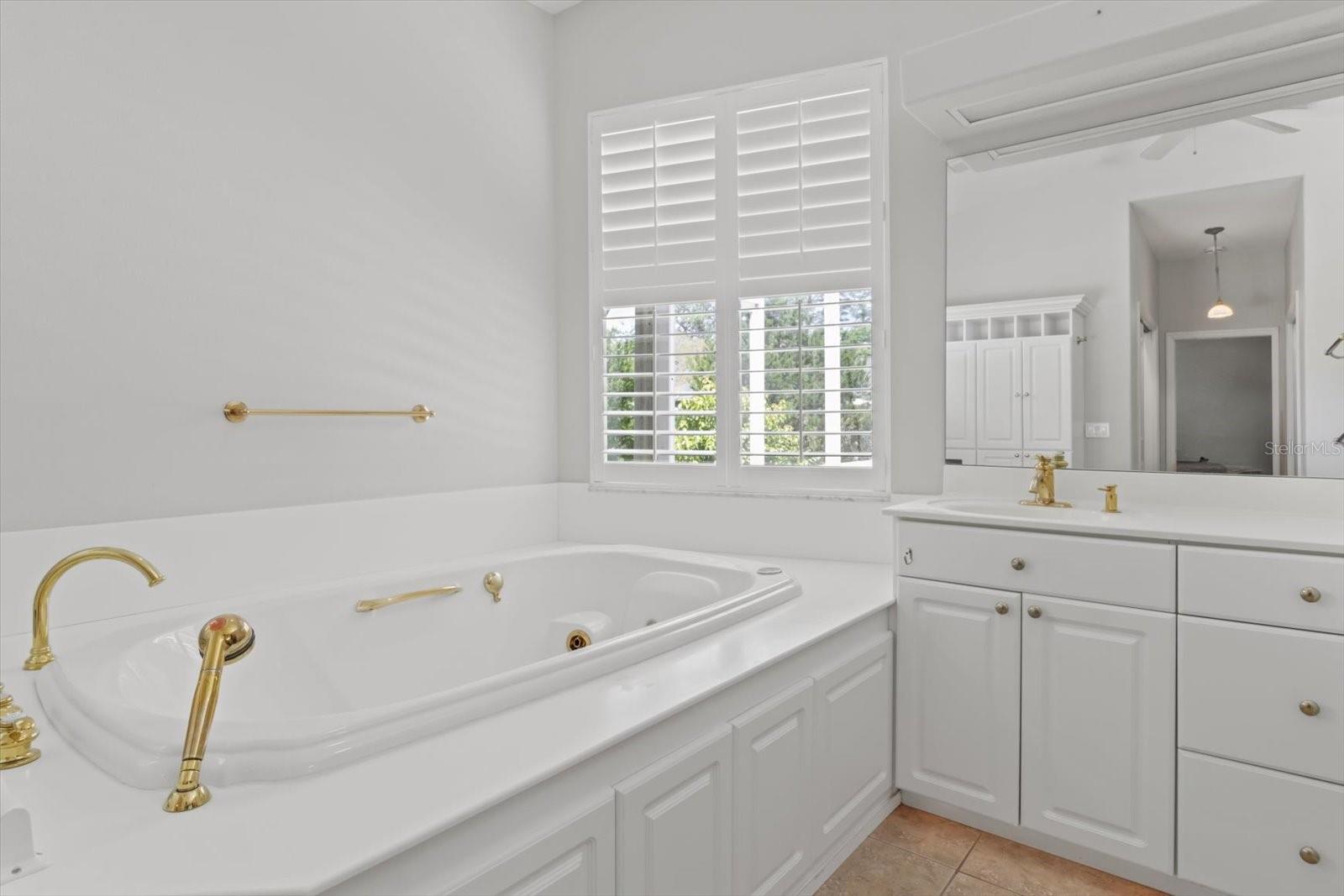 Image 23 of 42 For 3563 Blossom Drive