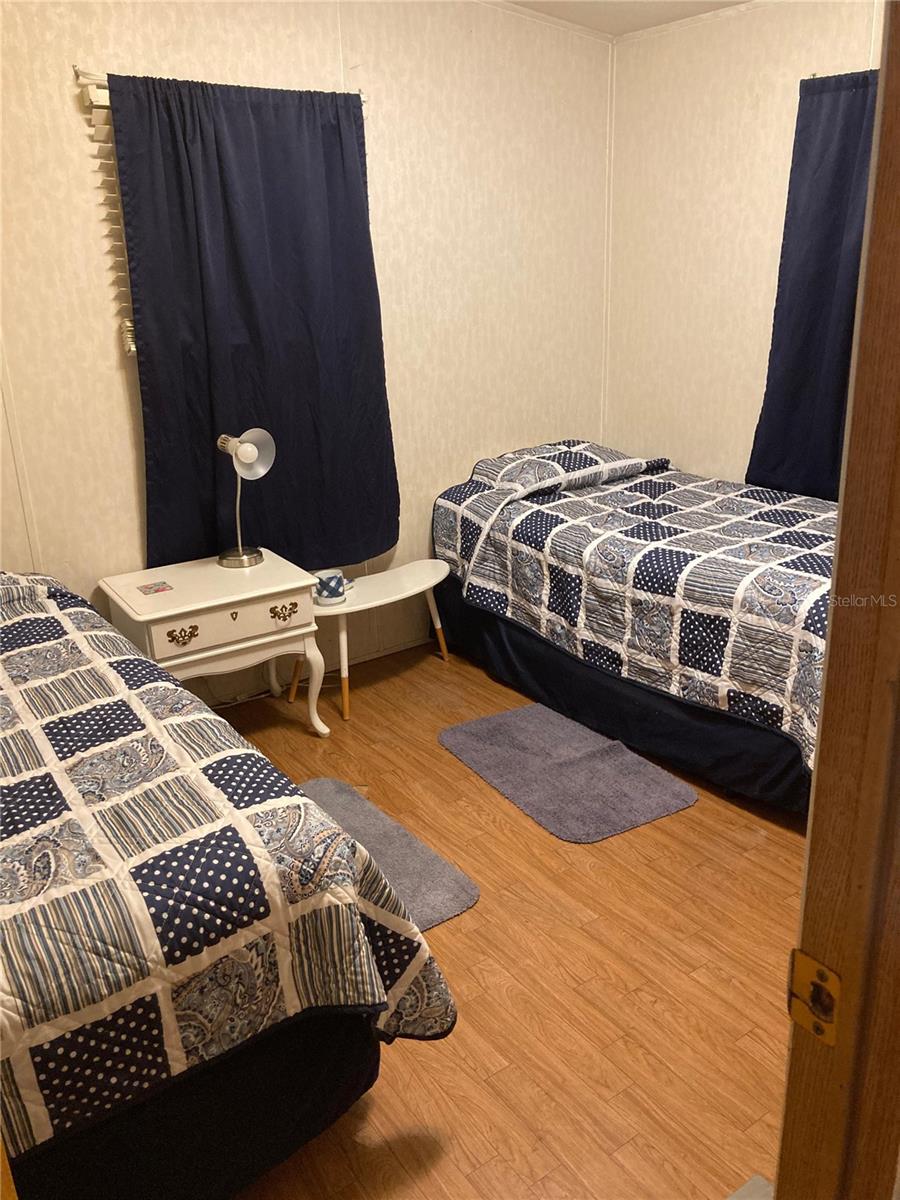 Image 11 of 12 For 7505 137th Avenue