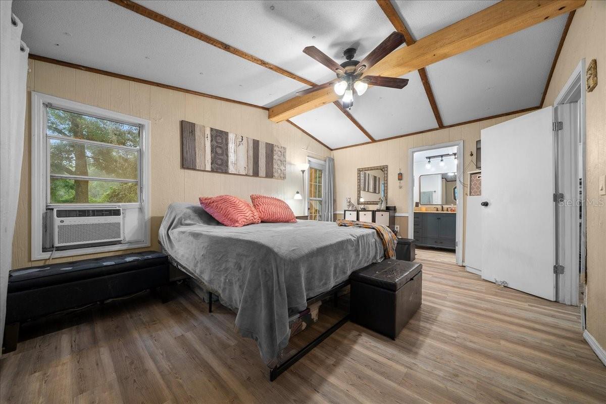 Image 14 of 44 For 454 117th Court