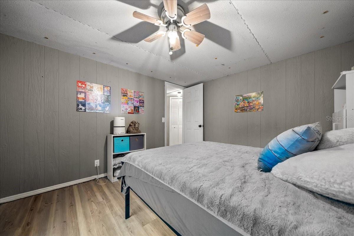 Image 19 of 44 For 454 117th Court