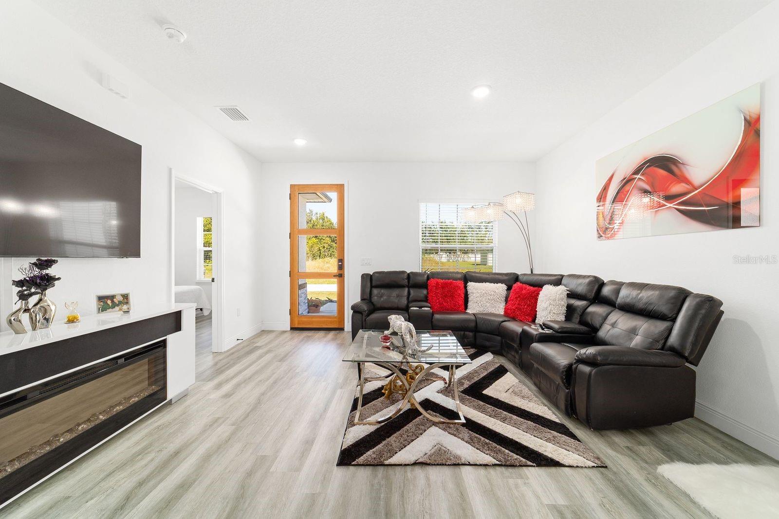 Image 11 of 69 For 1792 160th Place