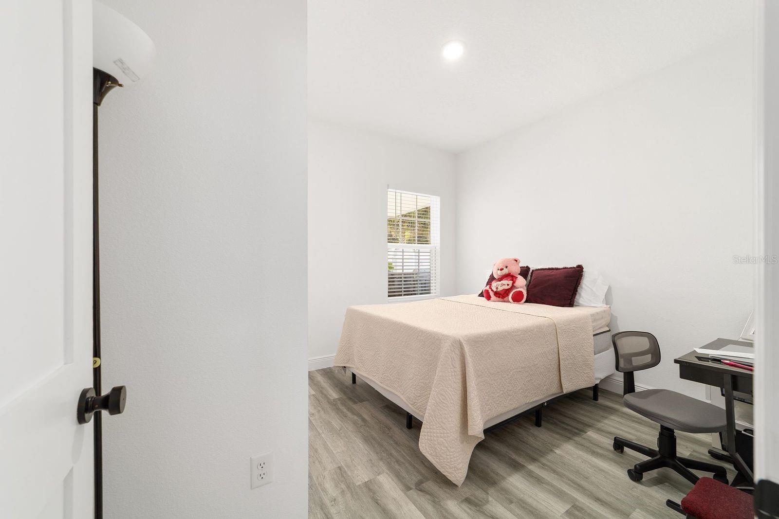 Image 31 of 69 For 1792 160th Place