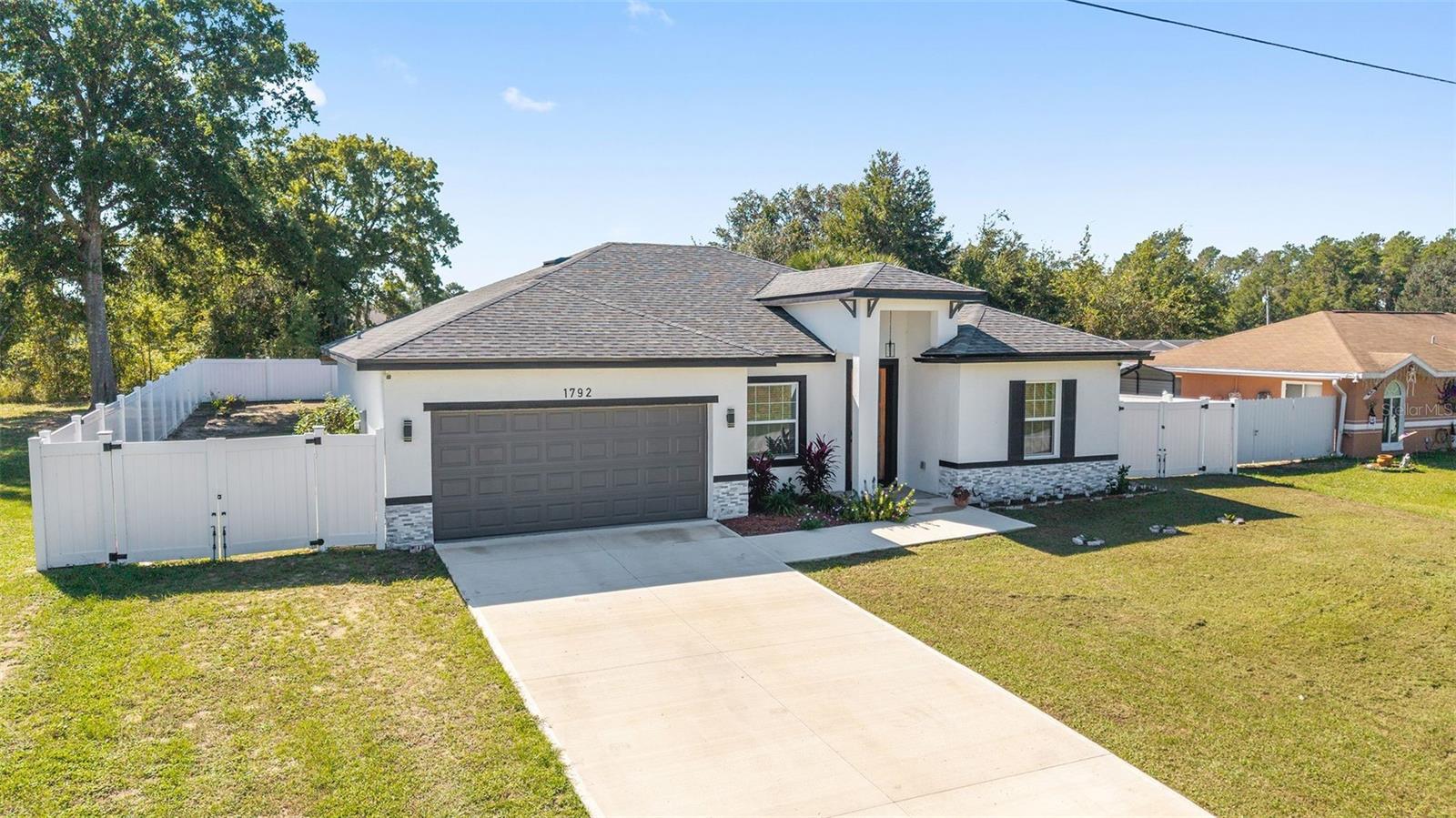 Image 4 of 69 For 1792 160th Place