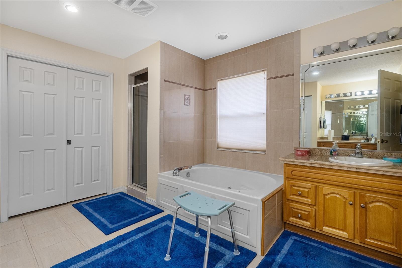 Image 28 of 55 For 4190 103rd Street Road