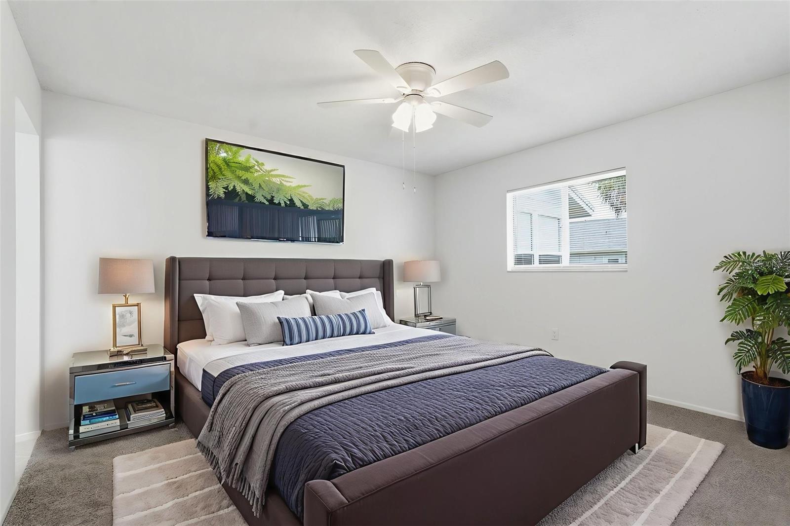 Image 9 of 34 For 12349 Dearborn Drive E