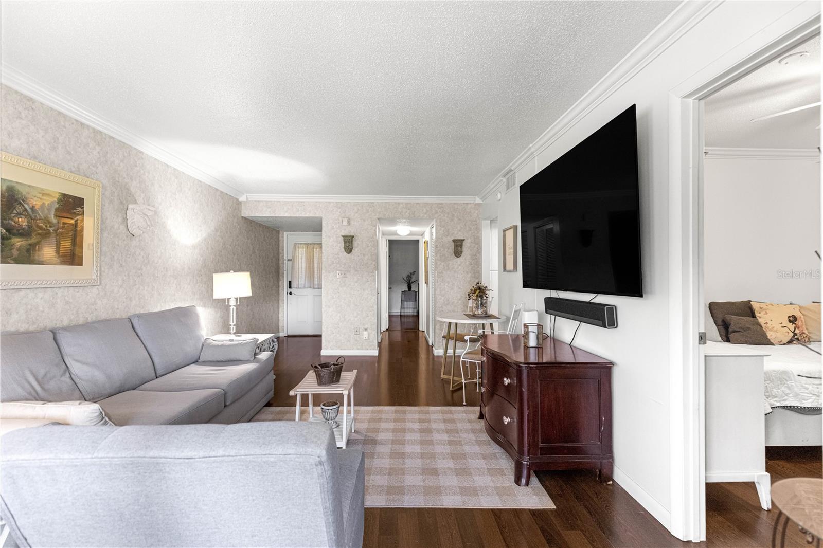 Image 10 of 29 For 638 Midway Drive A