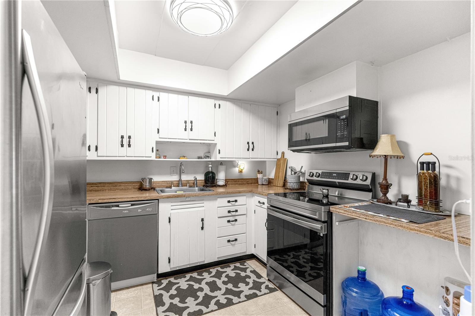 Image 14 of 29 For 638 Midway Drive A