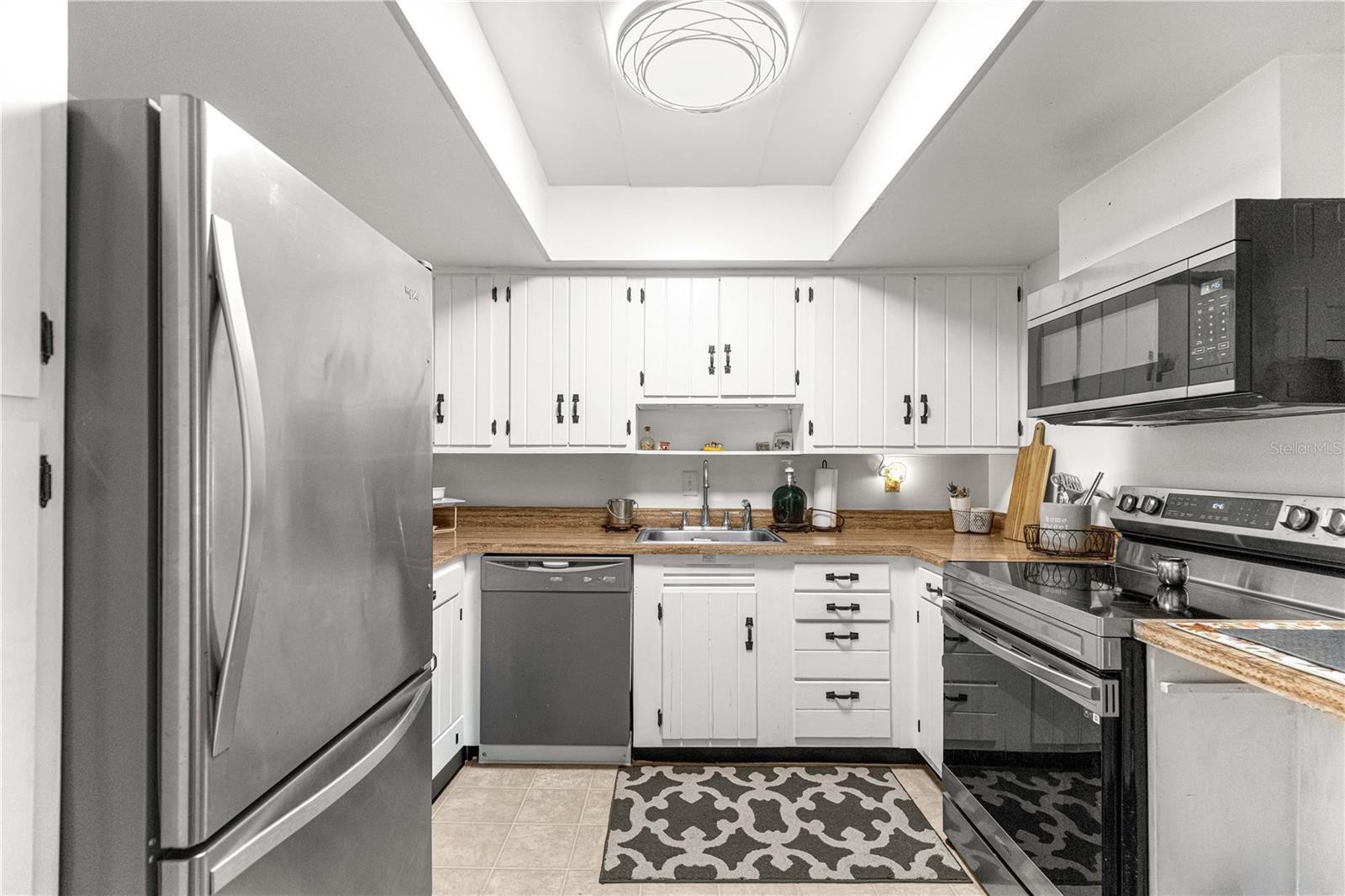 Image 15 of 29 For 638 Midway Drive A