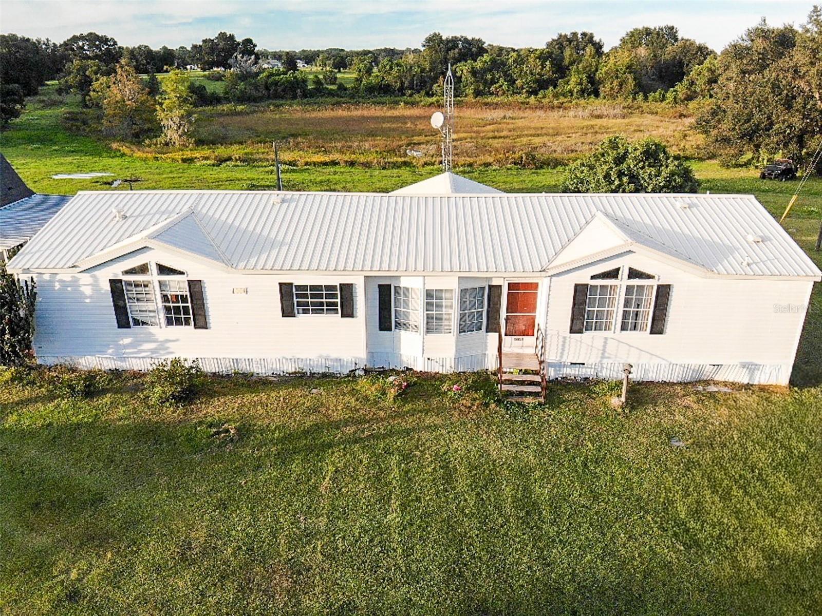 Details for 16251 161st Court, WEIRSDALE, FL 32195