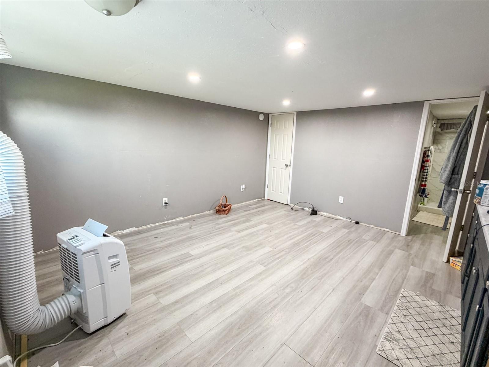 Image 29 of 36 For 16251 161st Court