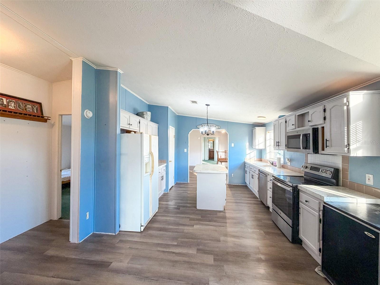 Image 4 of 36 For 16251 161st Court