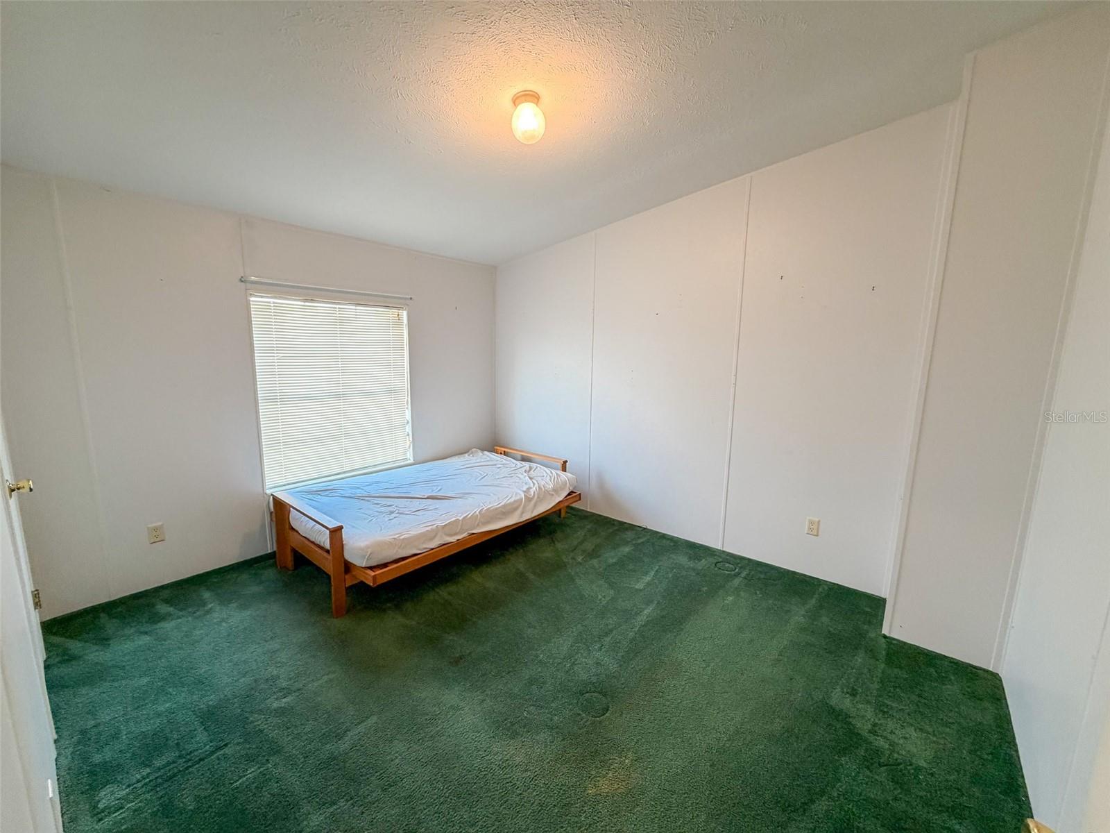 Image 7 of 36 For 16251 161st Court