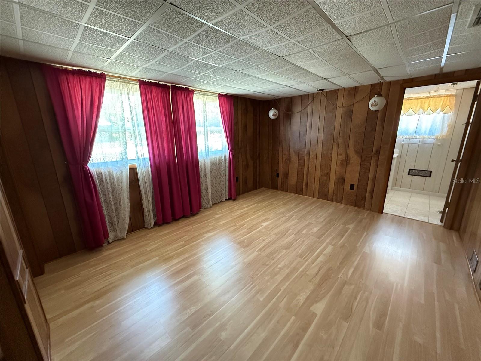 Image 12 of 35 For 17930 135th Avenue