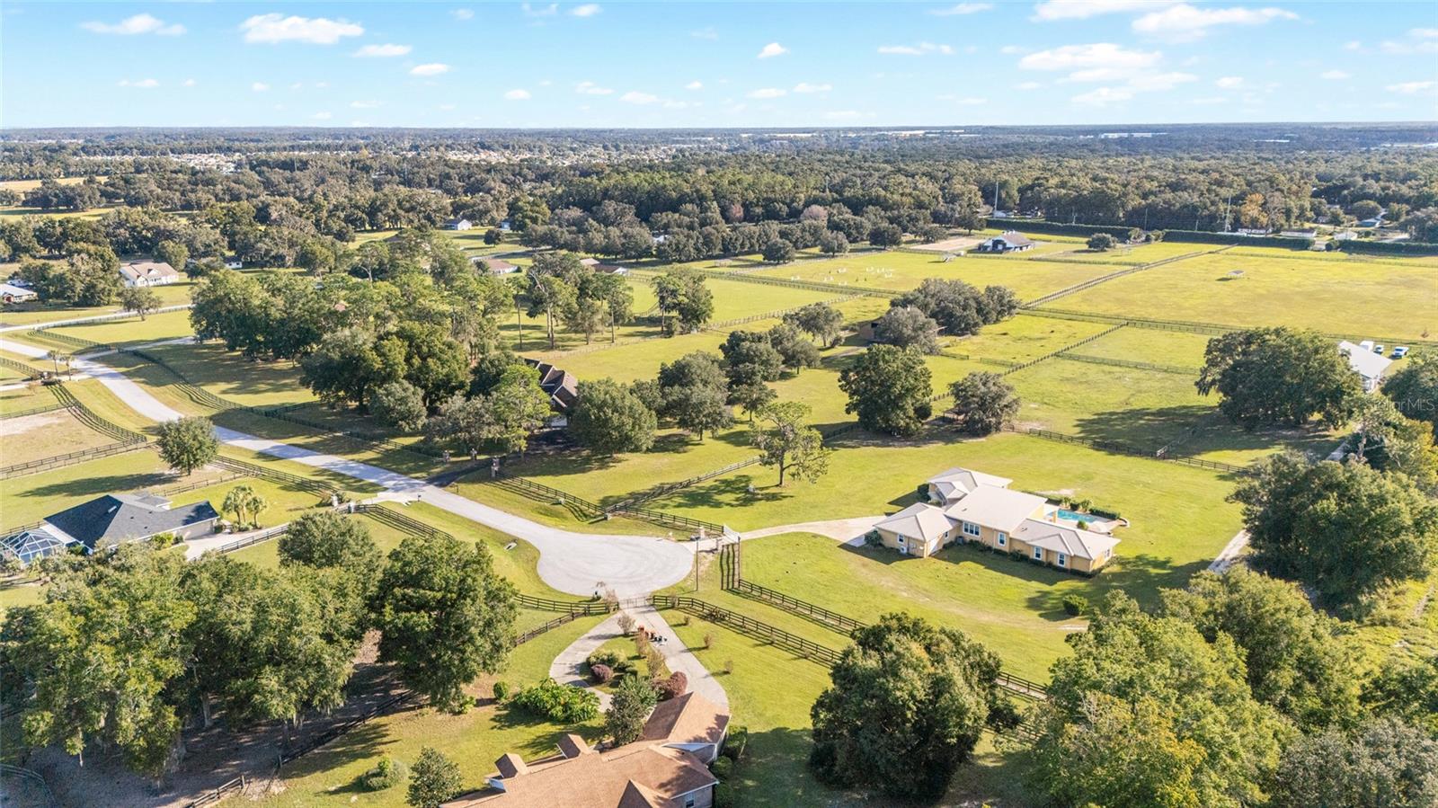 Image 11 of 62 For 997 63rd Court