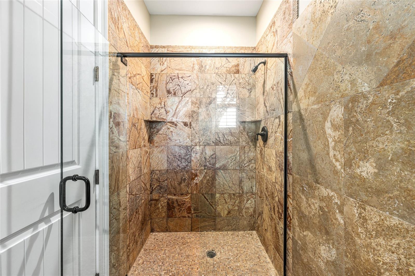 Image 27 of 62 For 997 63rd Court