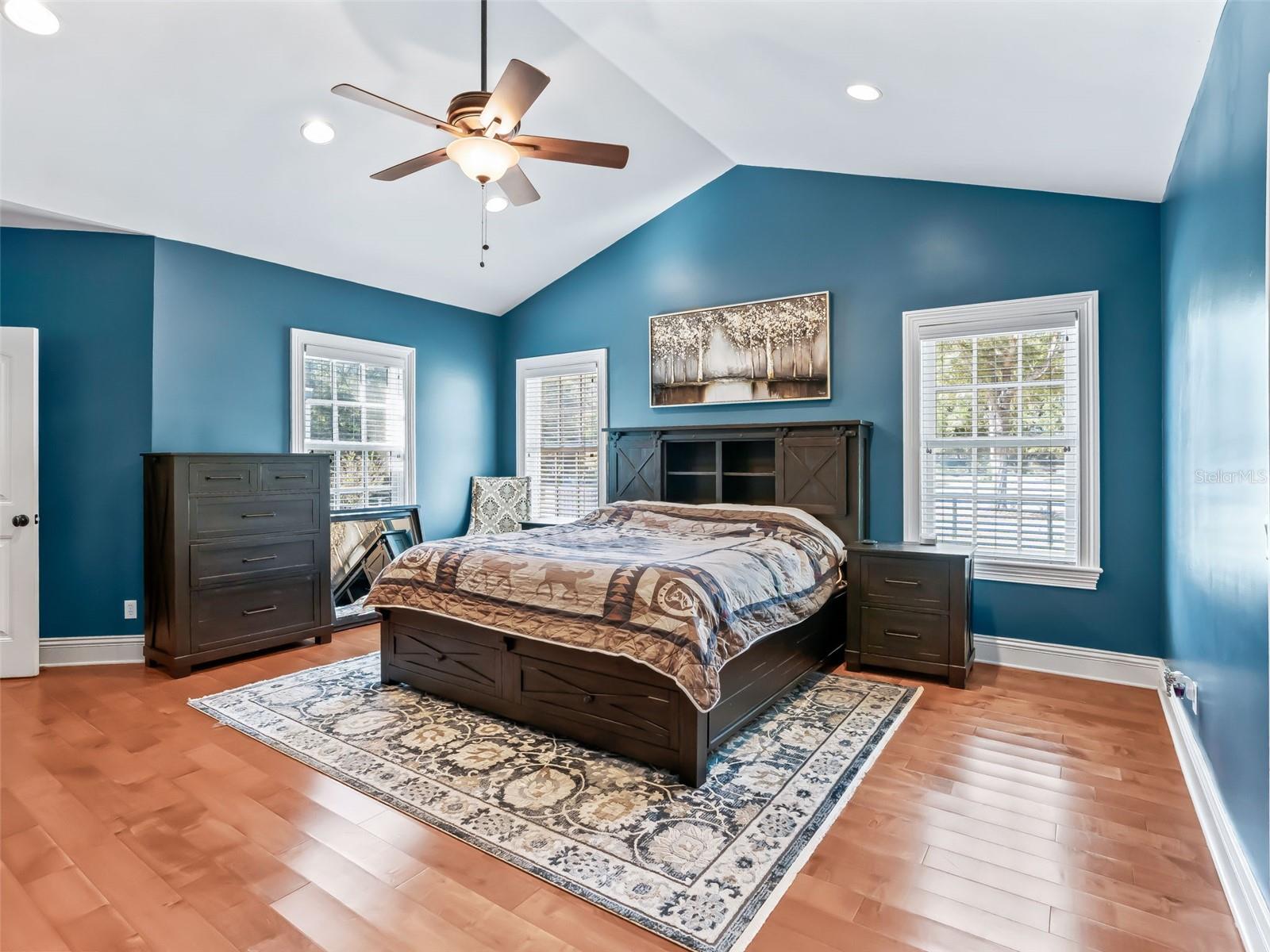 Image 18 of 56 For 10571 8th Lane