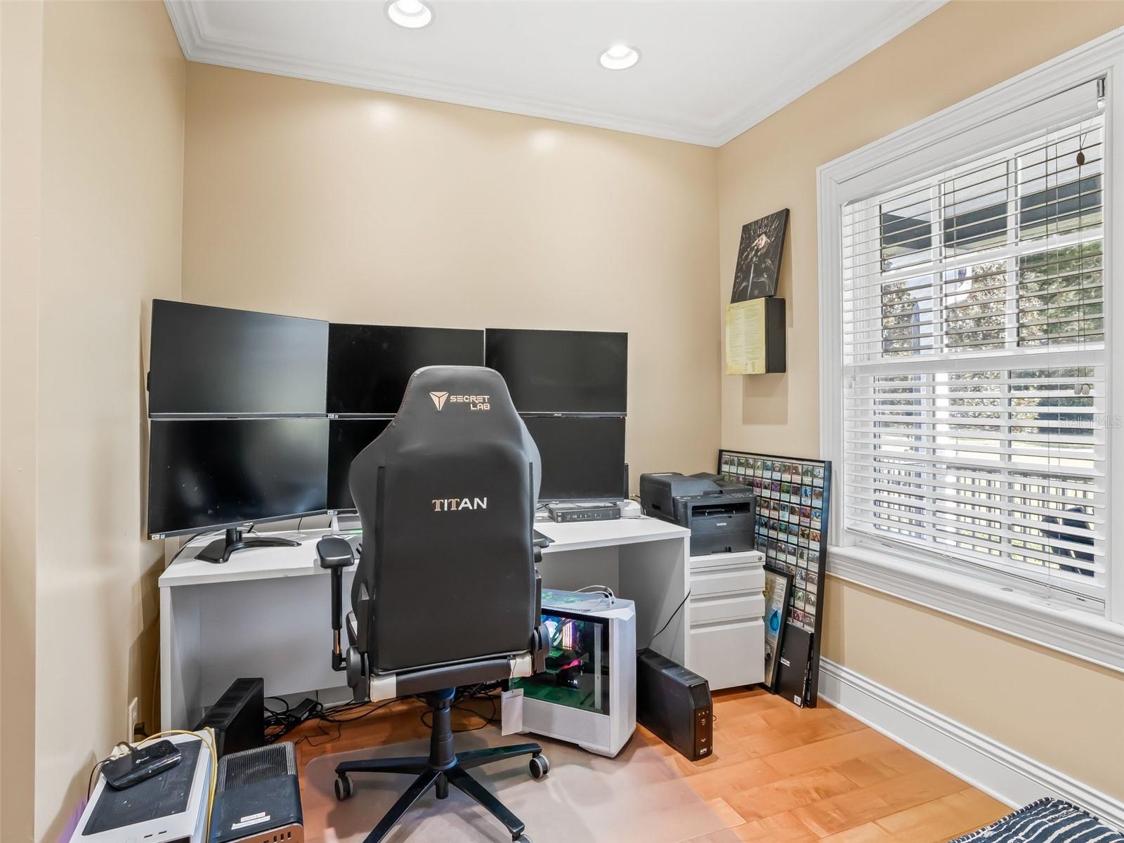 Image 22 of 56 For 10571 8th Lane