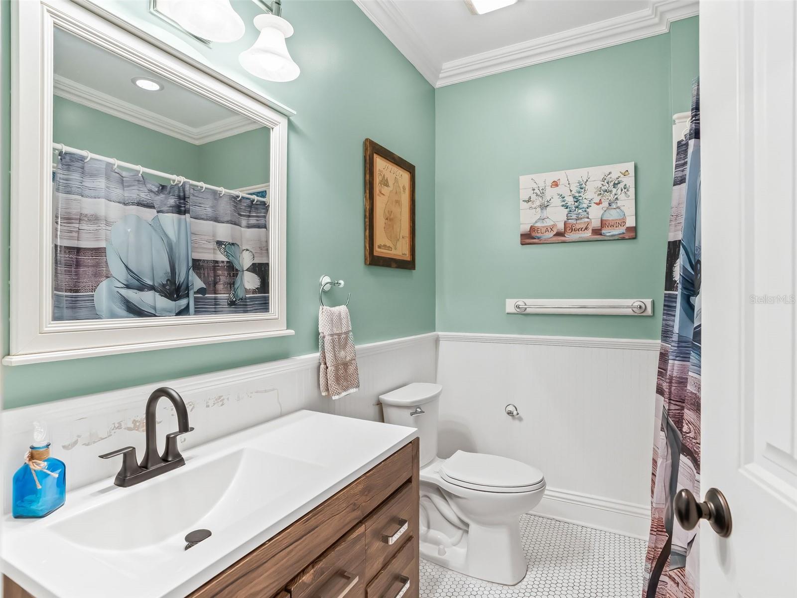 Image 26 of 56 For 10571 8th Lane