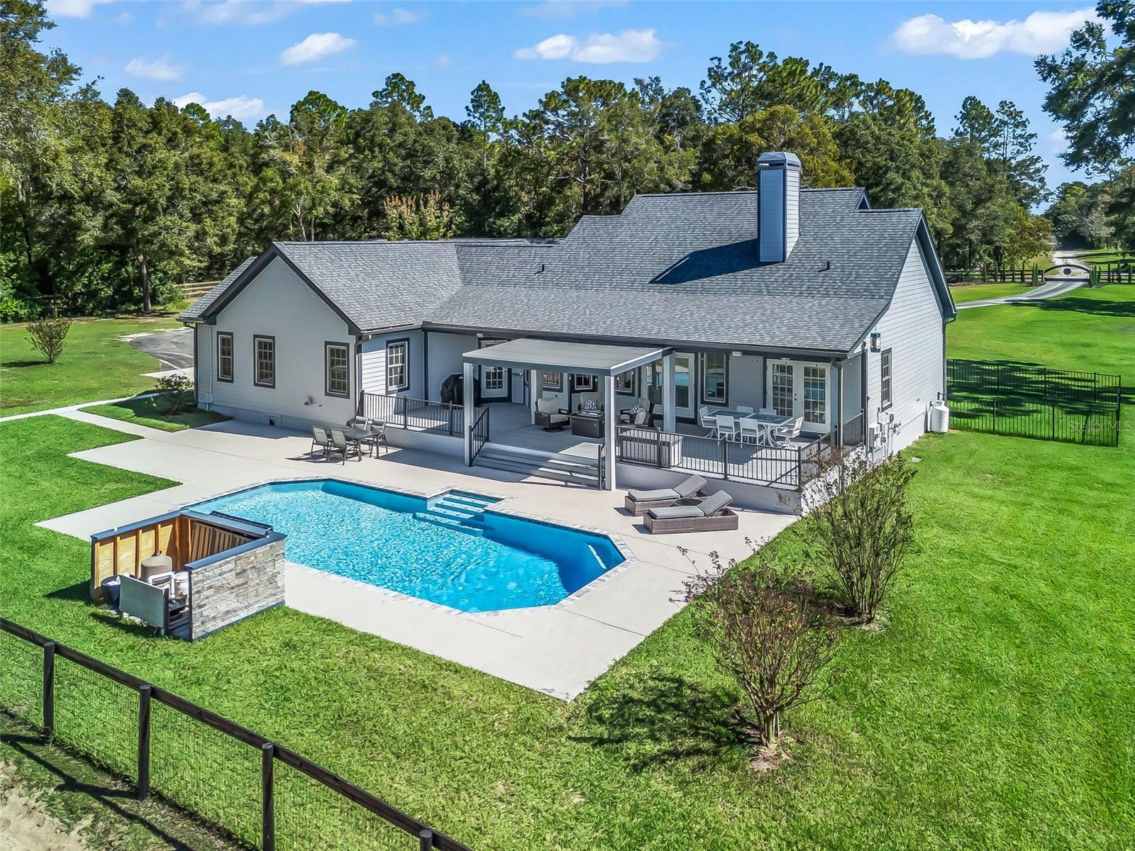 Image 3 of 56 For 10571 8th Lane