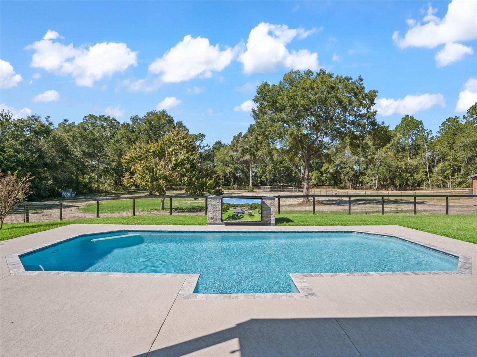 Image 35 of 56 For 10571 8th Lane