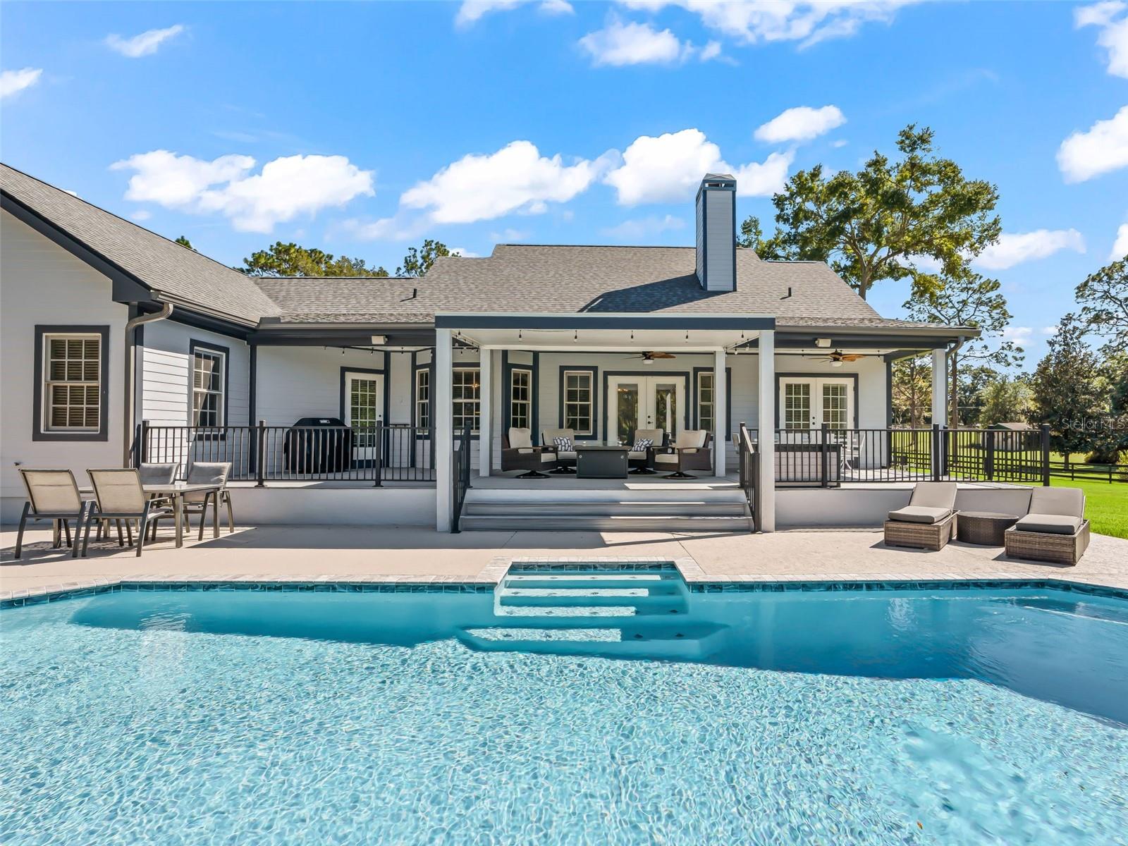 Image 36 of 56 For 10571 8th Lane